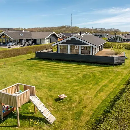 Nyaraló Burghar - 300m To The Fjord By Interhome *