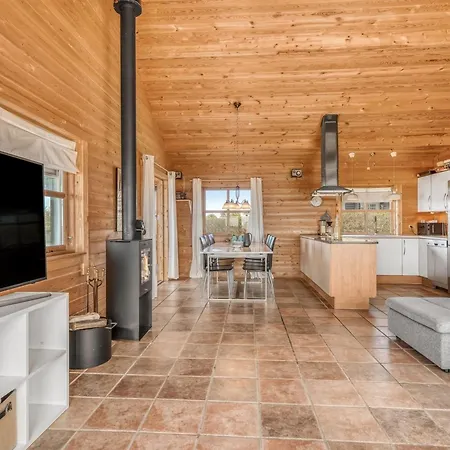 Nyaraló Burghar - 300m To The Fjord By Interhome *